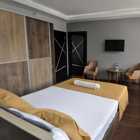Waha Hotel 2*